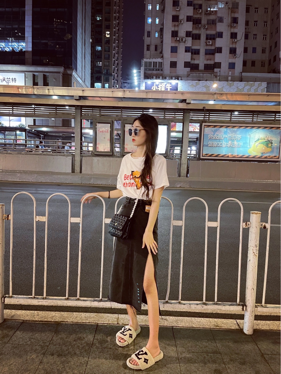 忙忙碌碌地生活着真好啊根本没时间伤春悲秋